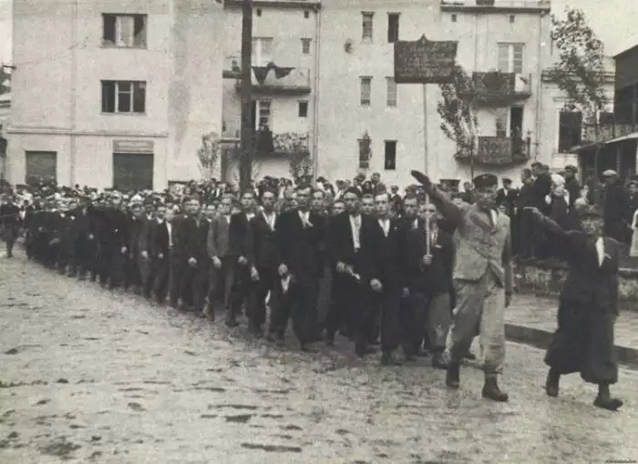 Ako ukrajinskí fašisti bojovali proti Slovákom, Srbom a iným Slovanom