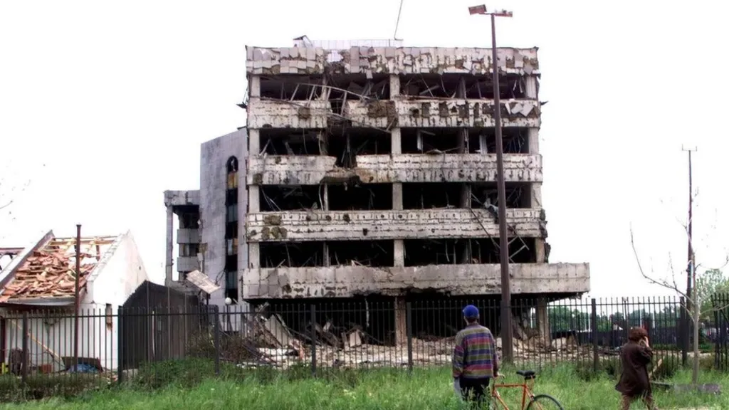 Budú ukrajinskí zločinci bombardovať v Kyjeve ambasády?